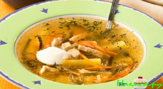 Суп из морской капусты и лосося