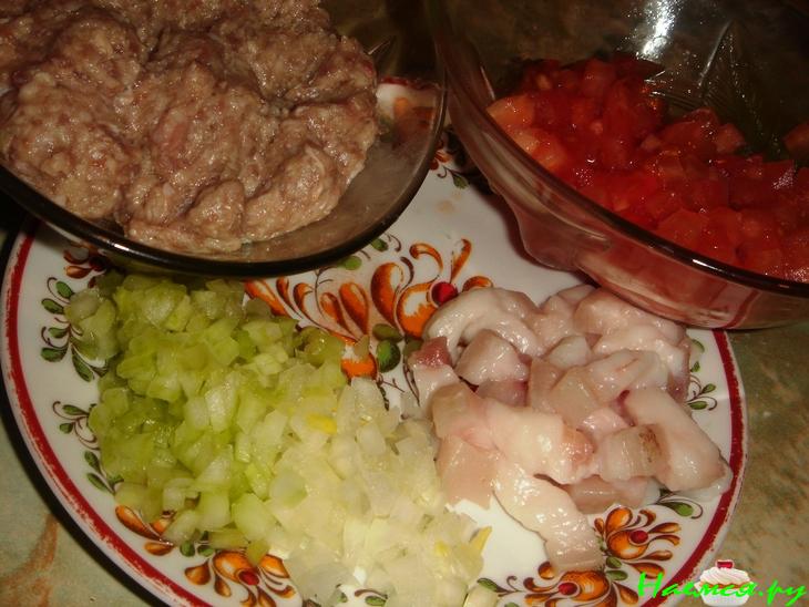 Пенне с мясным соусом и яйцом "Пашот" Пенне с мясным соусом и яйцом "Пашот"