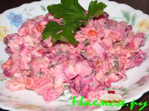 Салат со скумбрией