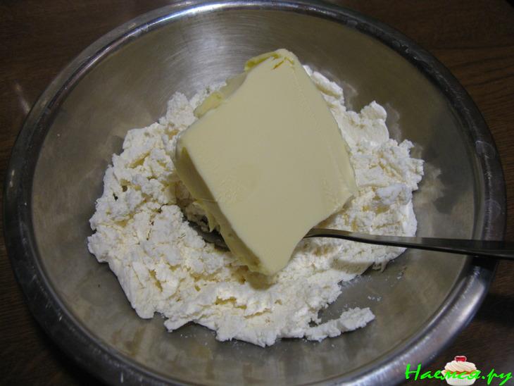 Закусочные творожные шарики с хреном