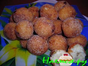 Творожные шарики с изюмом