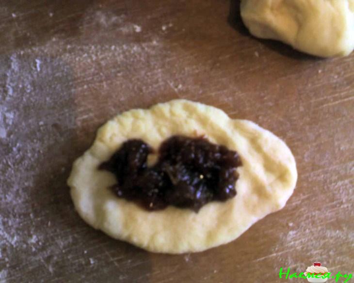 Печеные пирожки с двумя начинками Печеные пирожки с двумя начинками