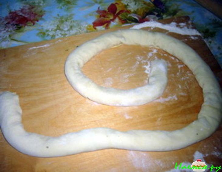 Спанокопита /пирог со шпинатом/ "Улитка" Спанокопита /пирог со шпинатом/ "Улитка"