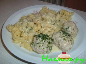 Тефтельки в сырном соусе