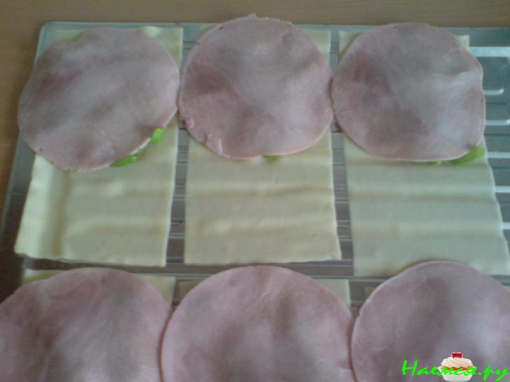 Рулетики из лазаньи