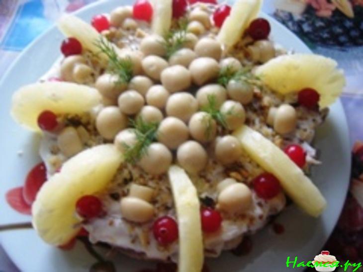 Ананасовый салат