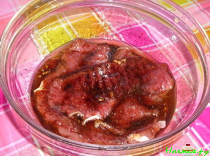 Говядина с ананасом