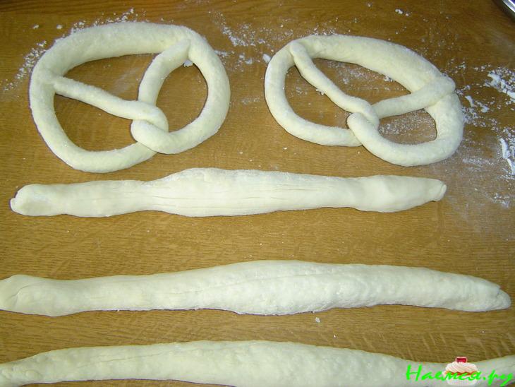 Брецелн-Laugenbrezeln Брецелн-Laugenbrezeln