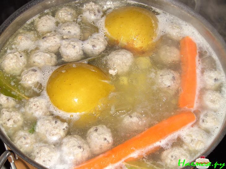 Суп с фрикадельками