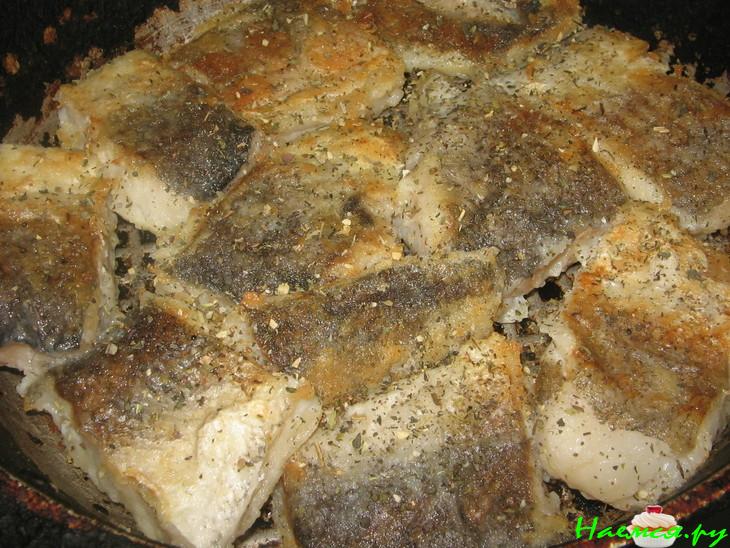 Рыба в горчичном соусе с маслинами