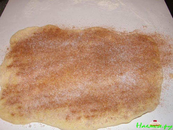 Булочка-рулет с корицей  