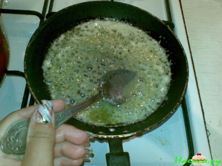 Пирог с абрикосами и ёштой под арахисовой корочкой