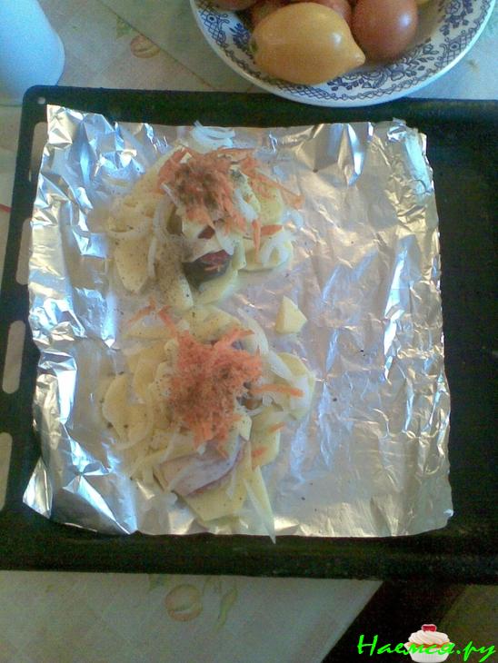 Рыбка в фольге с овощами (горбуша) Рыбка в фольге с овощами (горбуша)