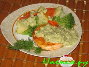 Норвежские медальоны под брокколевским соусом Норвежские медальоны под брокколевским соусом