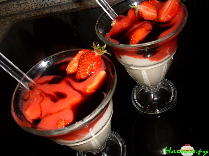 Клубника с маскарпоне