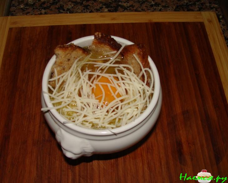 Луковый суп в каталанском стиле