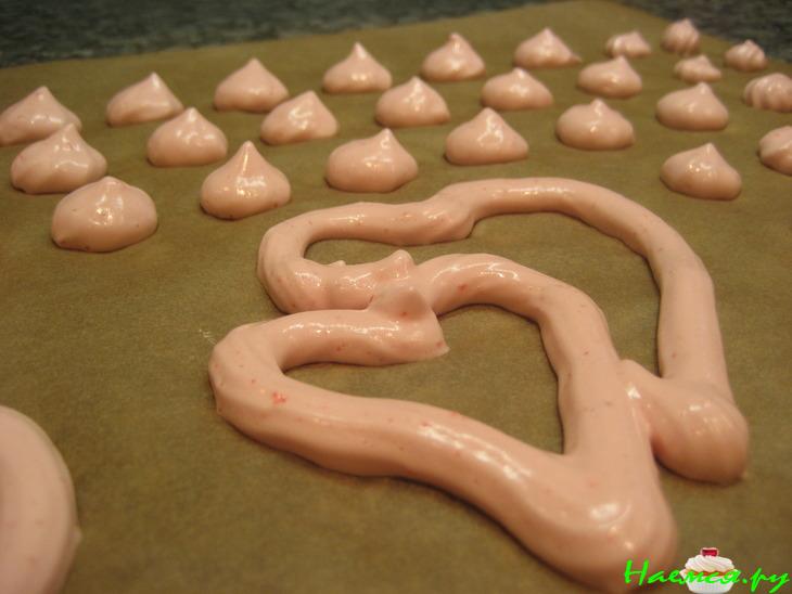 Торт 'Клубничные облака'