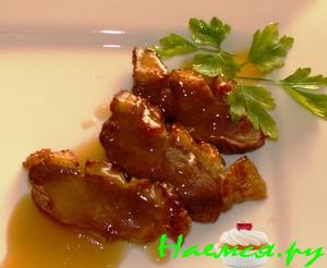 Филе уточки под соусом