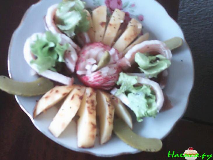 Запеченная картошка с беконом