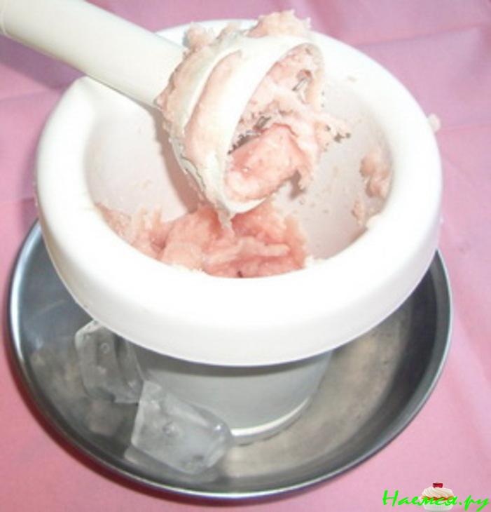 Рулет из курицы с овощами