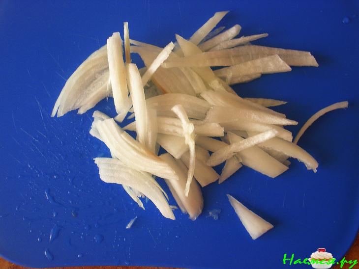 Салатик капустный кисло-острый