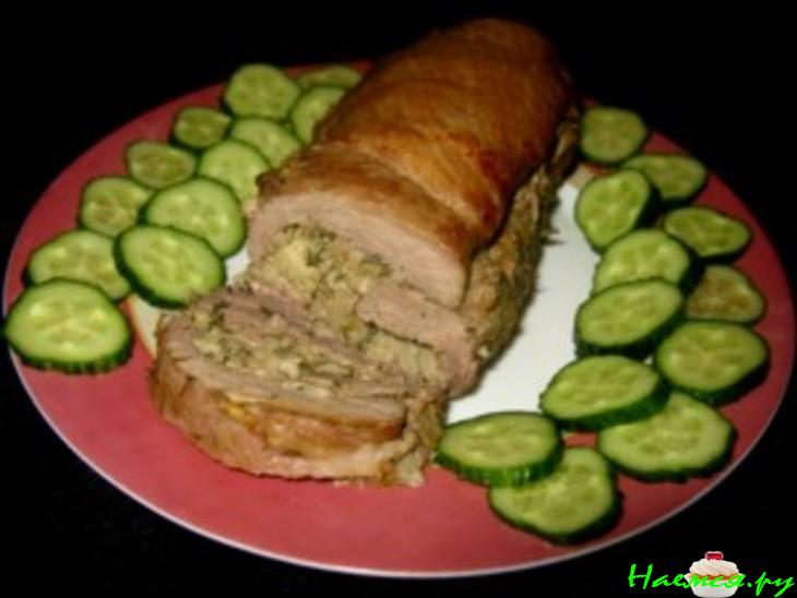 Рулет из свинины с грушами и сыром Рулет из свинины с грушами и сыром