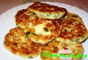 Сырники с беконом и зеленым луком Сырники с беконом и зеленым луком