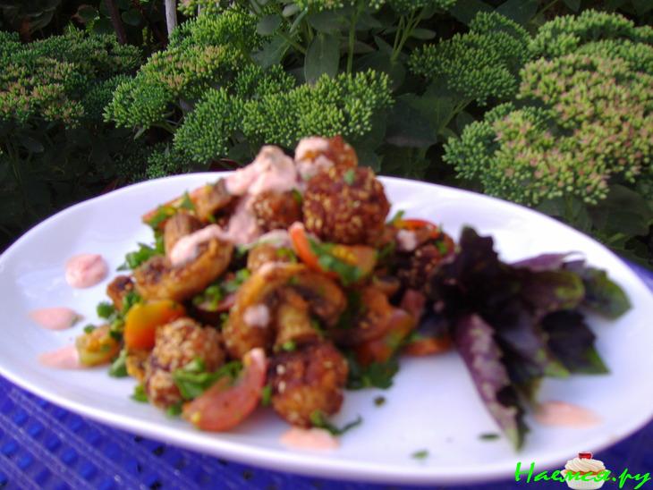 Салат с фаршем и грибами "Экспромт"