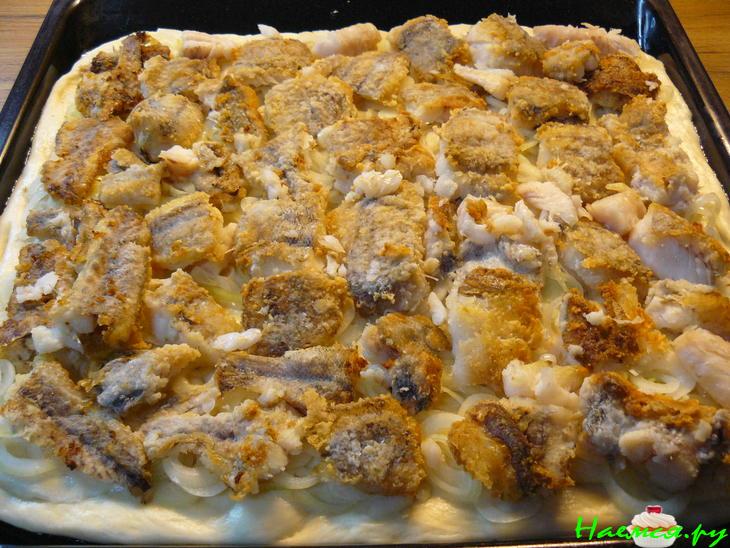 Рыбный пирог (тесто дрожжевое на сыворотке)