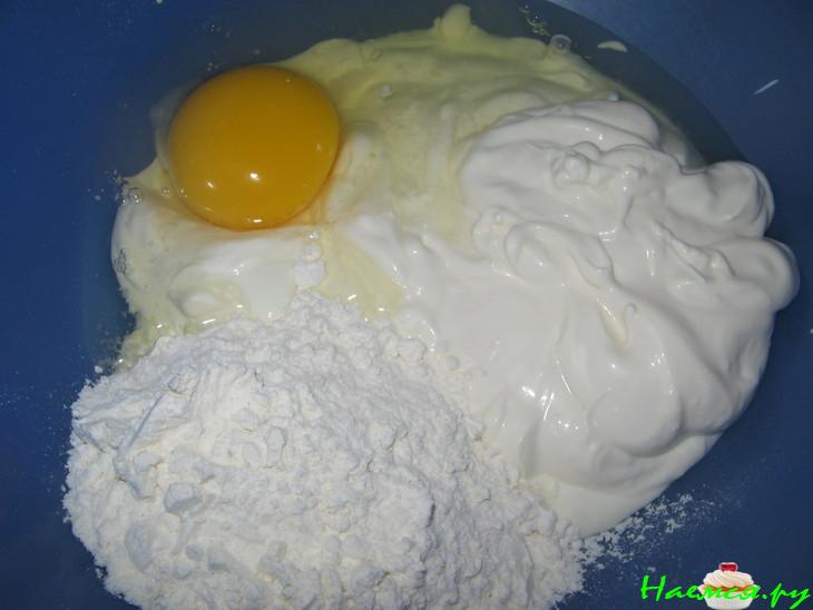 Пирог "Гость на пороге" с салями