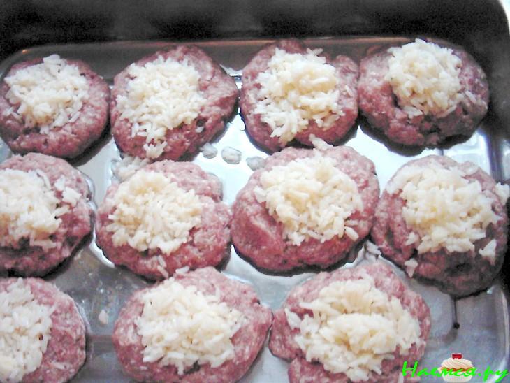 Мясные ватрушки с рисом и сыром Мясные ватрушки с рисом и сыром
