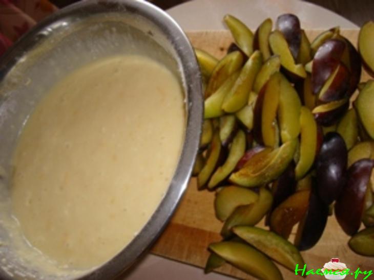 Сырно-сливовый пирог