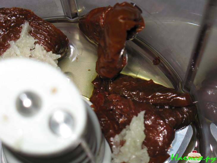 Открытый пирог с тыквой, пеперони и копченым сыром