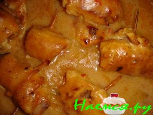 Куриные рулетики под соусом