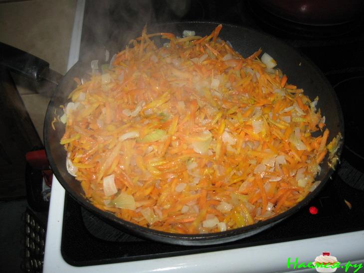 Фаршированная рыба с базиликом и чесноком Фаршированная рыба с базиликом и чесноком