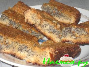 Скорый пирог со сгущенкой и маком