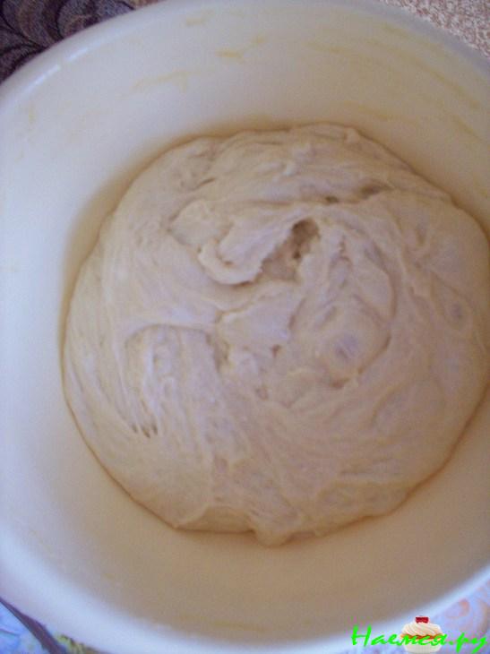 Пирог с рыбой двух видов, рисом и грибами