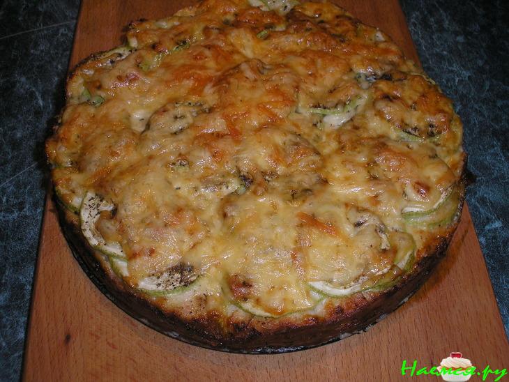 Пирог-запеканка из кабачка-цукини и курицы