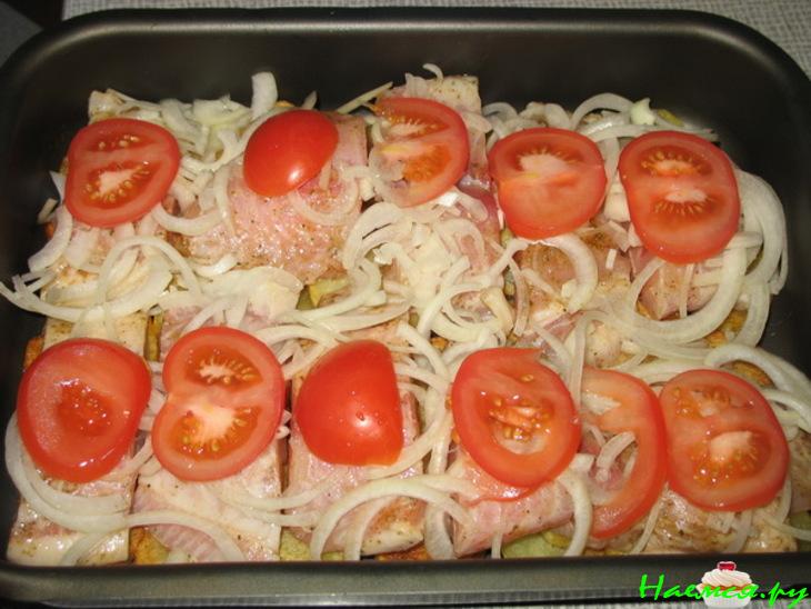 Телапия в шубке с йогуртово-горчичным соусом Телапия в шубке с йогуртово-горчичным соусом