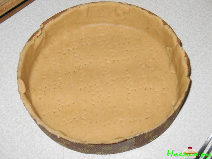 Песочный тортик с ягодами и сливочно-заварным кремом