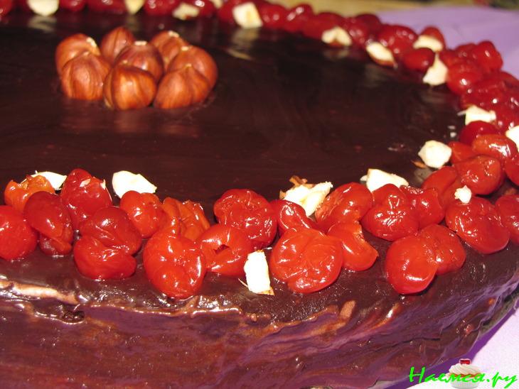 Шоколадный тортик с нежным белым центром Шоколадный тортик с нежным белым центром