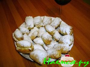 Слоенки с шоколадной начинкой