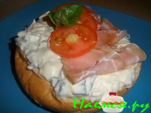 Яично-базиликовый салат для сендвичей