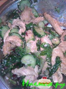 Теплый салат из курочки