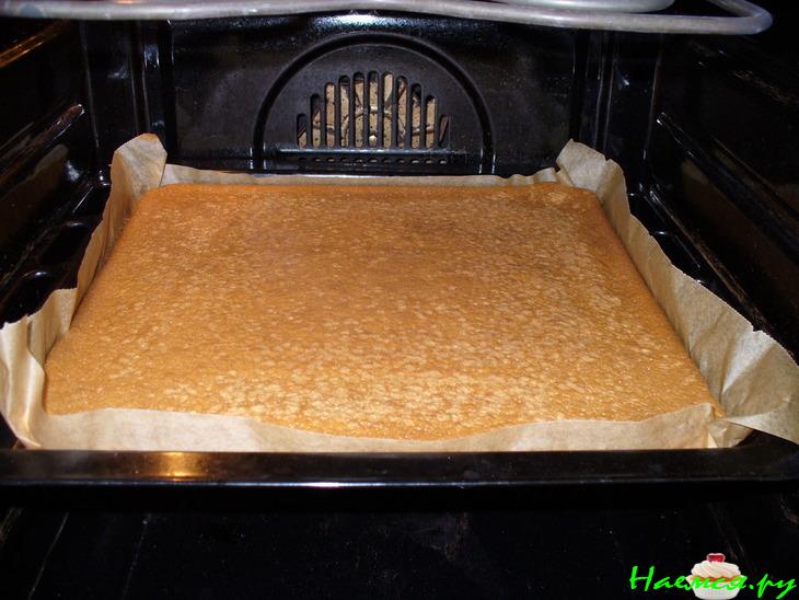 Торт 'Цветок' на День Рождения доченьки