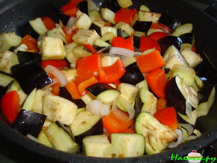 Баклажан в кисло-сладком соусе