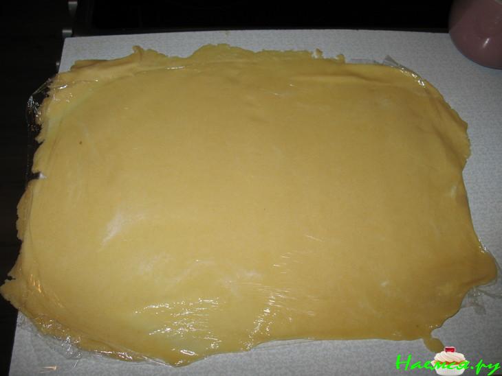 Пирог с яблоками, ревенем и ванильным кремом 