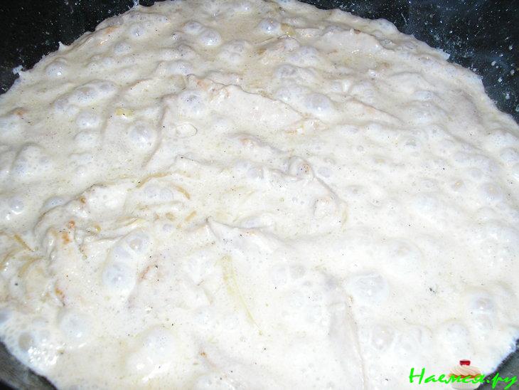 Куриные грудки в луково-сырном соусе Куриные грудки в луково-сырном соусе