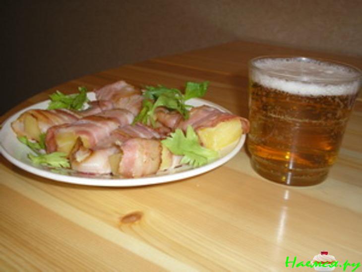 Сырные палочки с грудинкой