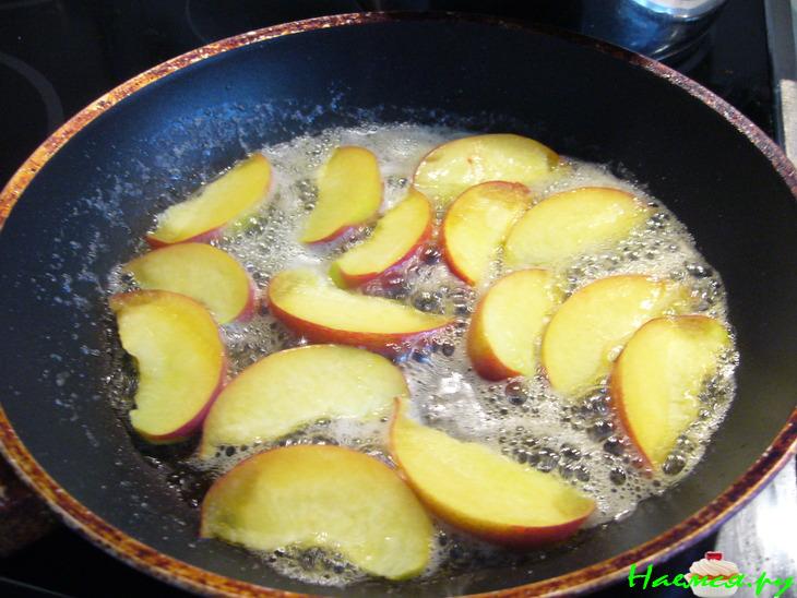 Суп из паприки с персиками